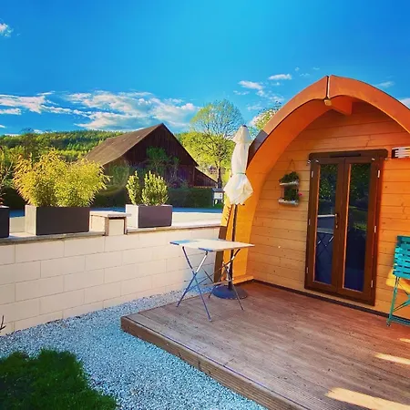 Huettendorf Fraenkische Schweiz Lodge *