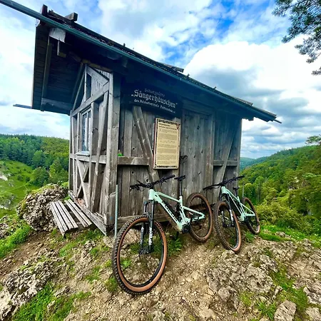 Huettendorf Fraenkische Schweiz Alojamento de Turismo Selvagem