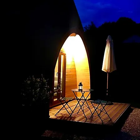 Huettendorf Fraenkische Schweiz Lodge